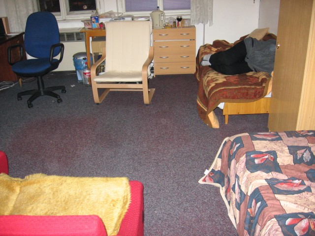 tn084.jpg