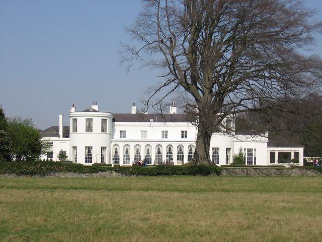Americká ambasáda tn1147.jpg