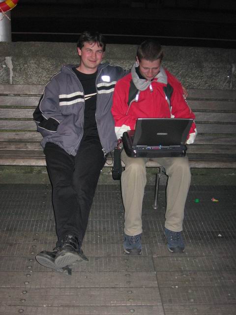 Internet ... tn1530.jpg
