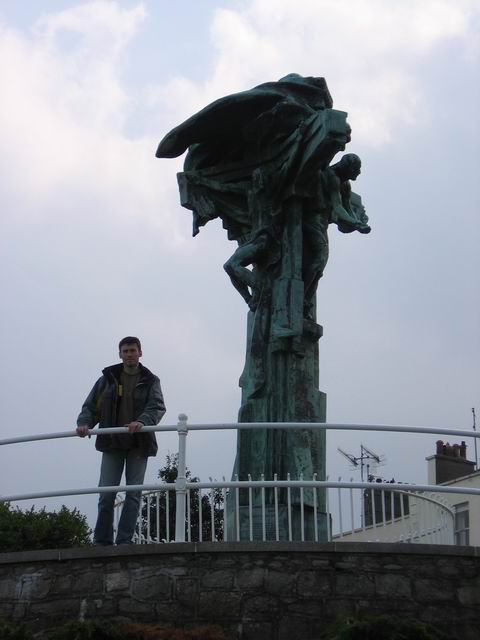 Christ the King Statue tn1646.jpg