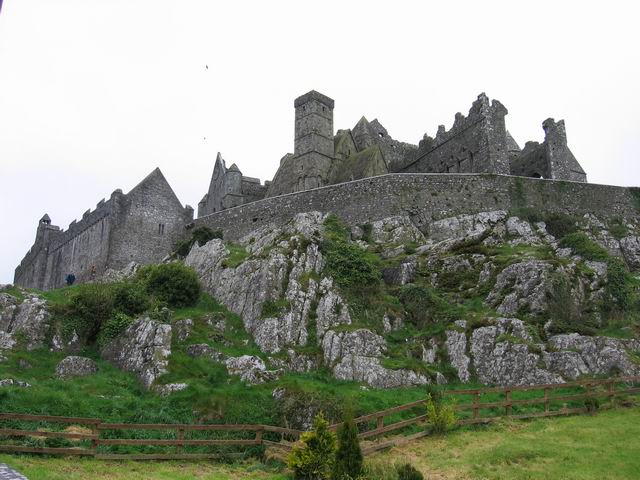 The rock of Cashel tn_1991.jpg