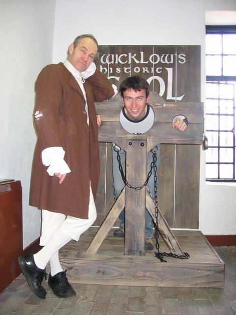 Ondra v kládě tn_2404.jpg