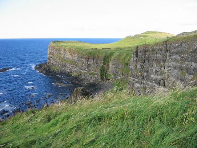 Dunluce Castle tn_40203.jpg