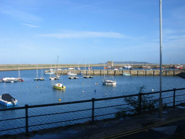 Dun Laoghaire tn_0757.jpg