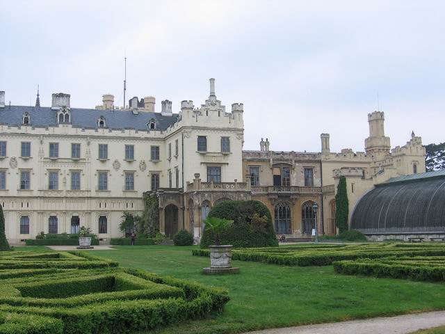 V zahradě tn_0701.jpg