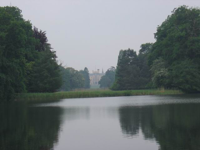 Průhledy parkem tn_0727.jpg