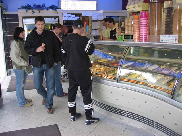 První cesta za zmrzlinou tn_0748.jpg