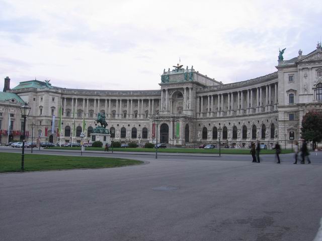 Hrad Hofburg tn_0798.jpg