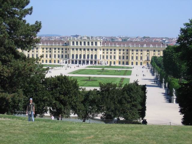 Péťa a Shonbrunn tn_0869.jpg