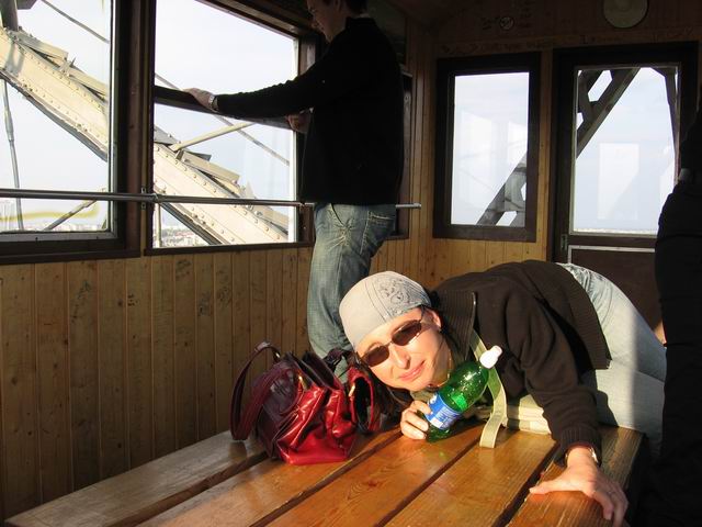 Na kliknutí zavře okno
