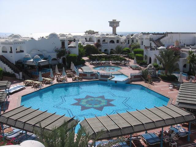 Hotel a bazén tn_6413.jpg