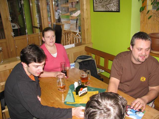 Skládání puzzle tn_3137.jpg