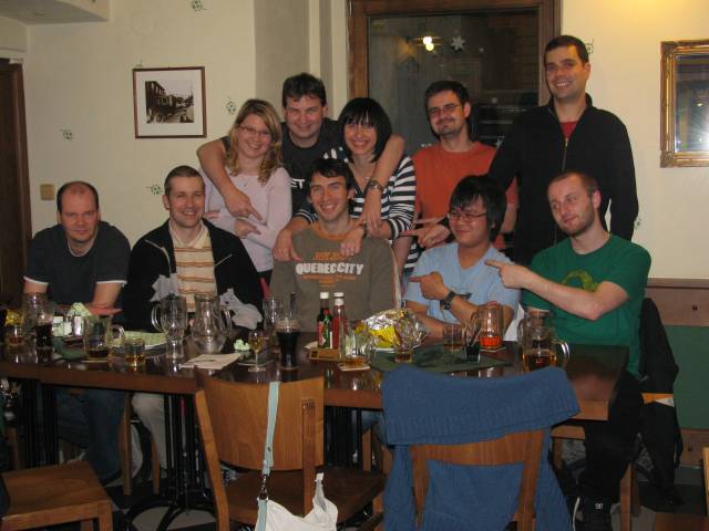 Druhá společná fotka tn_9013.jpg