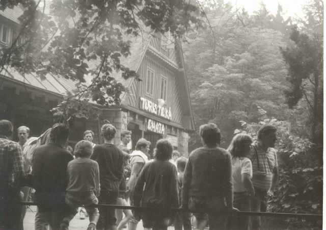 Na kliknut zave okno