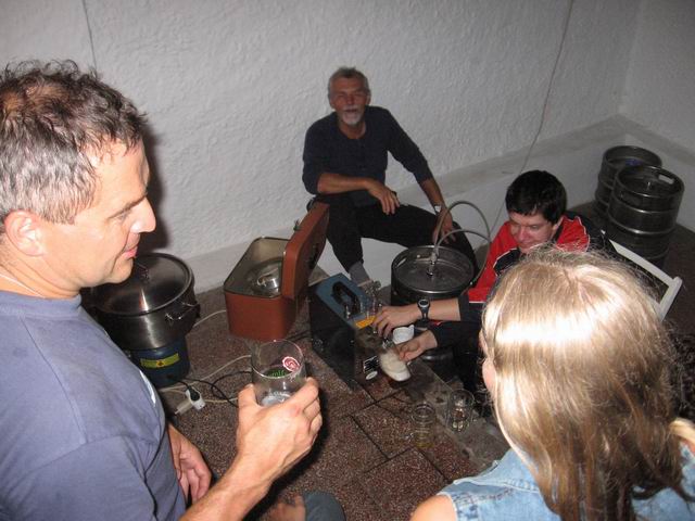 Na kliknut zave okno