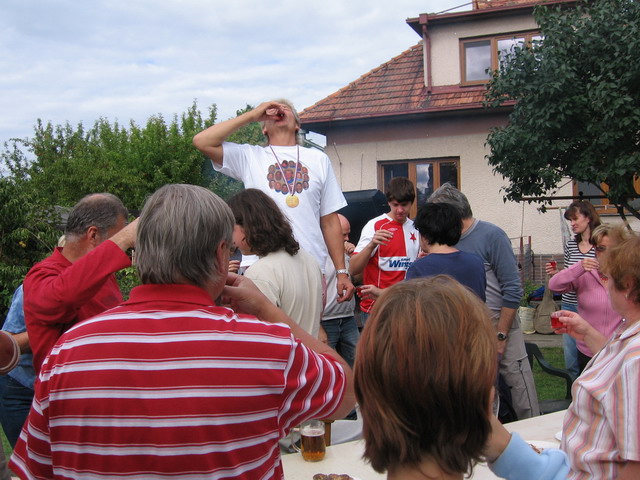 Na kliknut zave okno