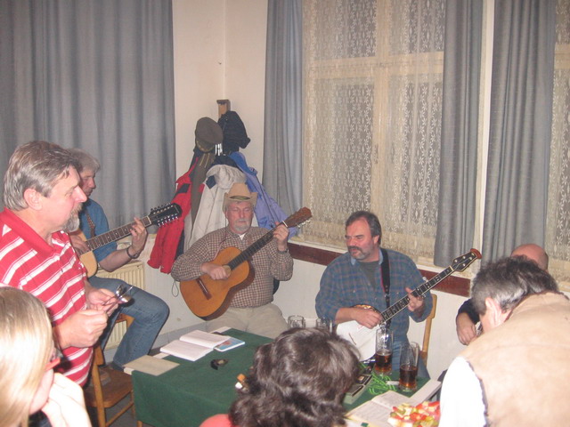 Na kliknut zave okno