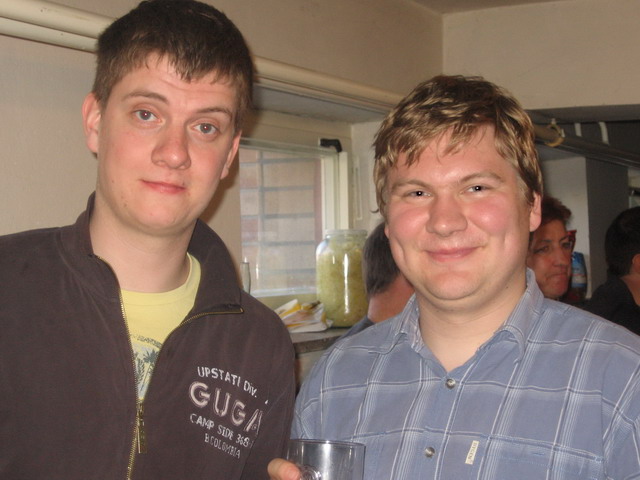 Na kliknut zave okno