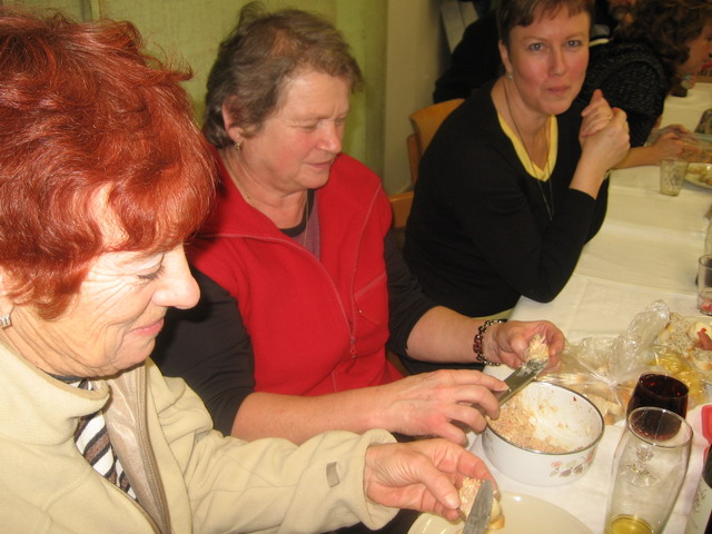 Na kliknut zave okno