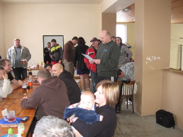 Na kliknut zave okno