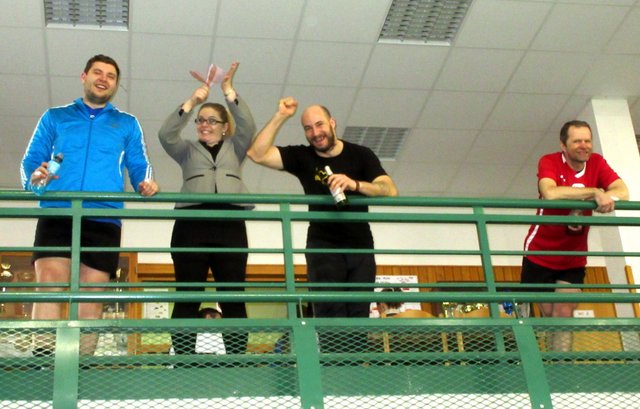 Na kliknut zave okno