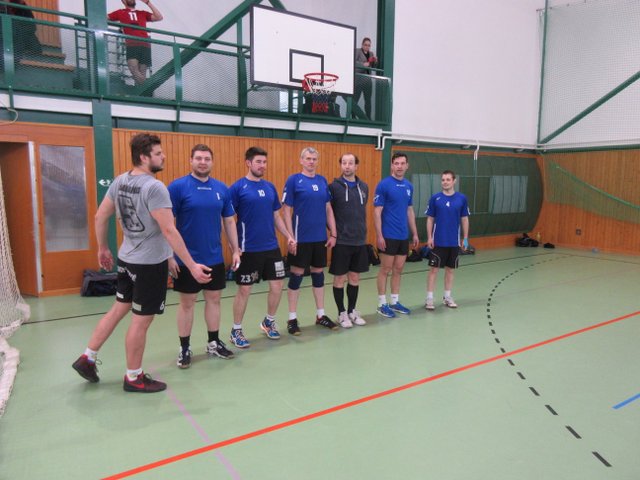 Na kliknut zave okno