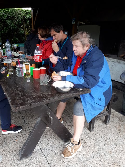 Na kliknut zave okno