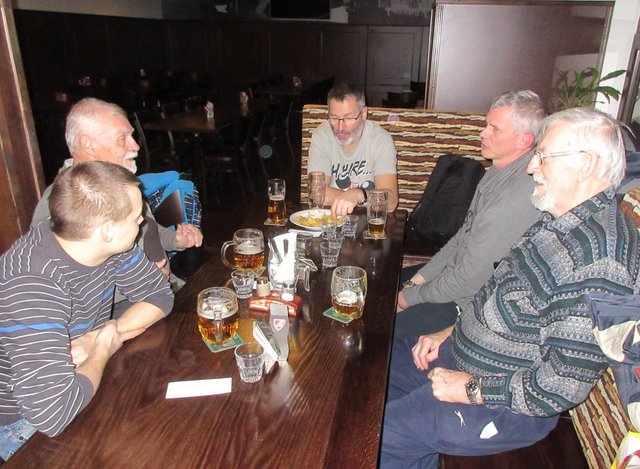 Na kliknut zave okno