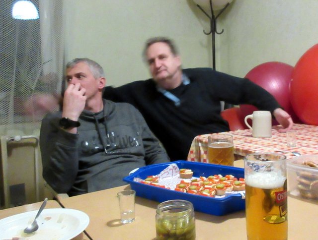 Na kliknut zave okno