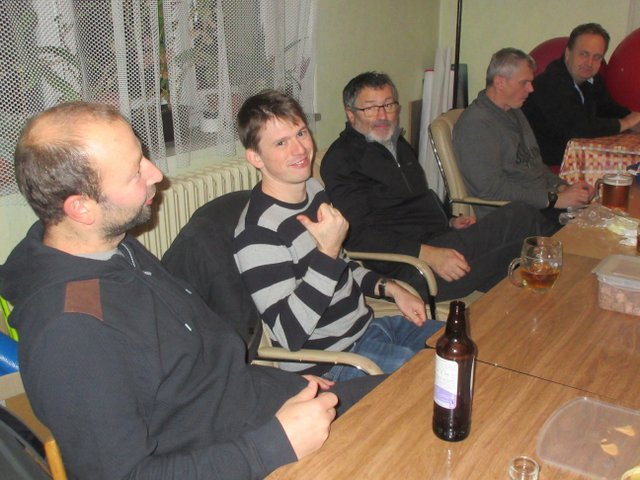 Na kliknut zave okno