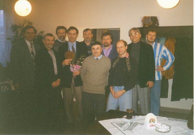 Na kliknut zave okno